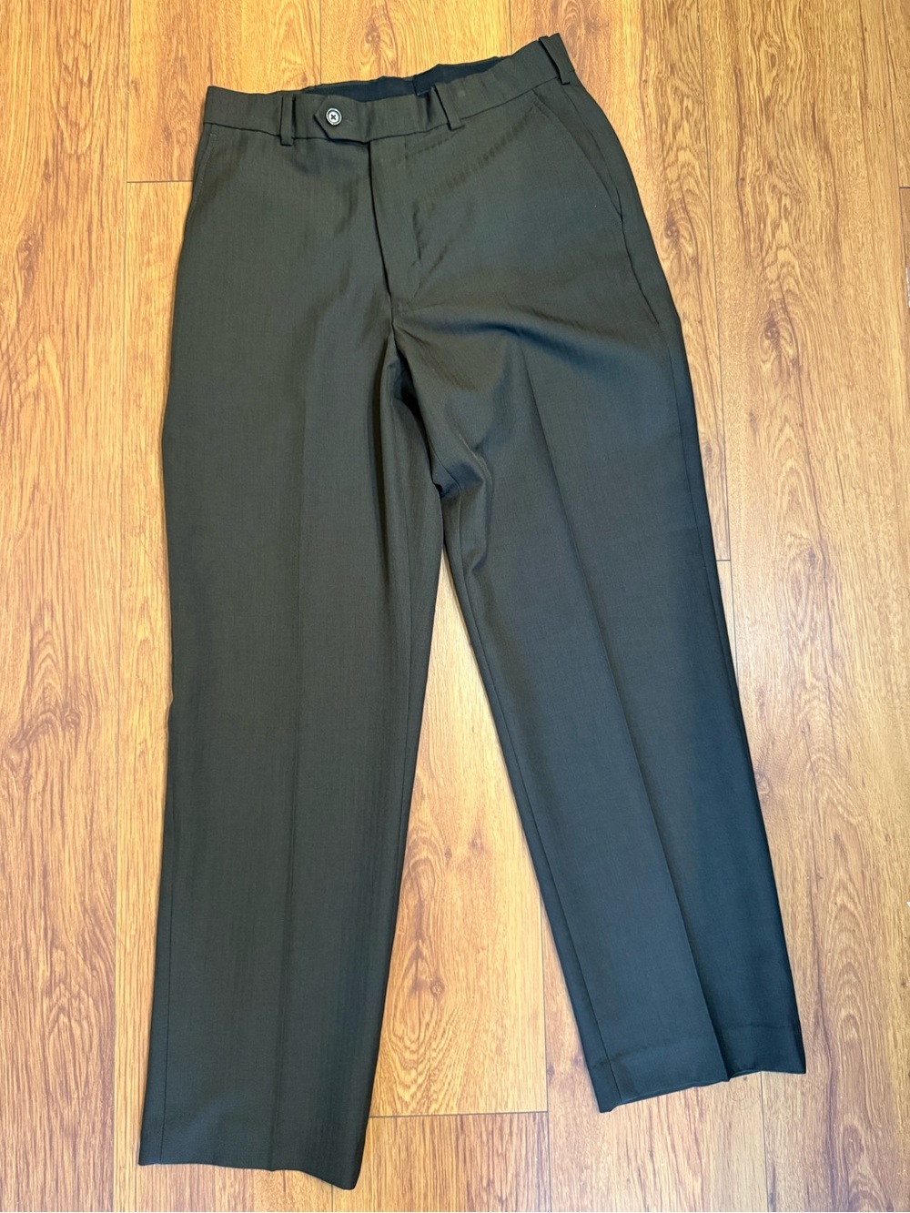 Stafford Men's Straight-Leg Dress Pants in Olive